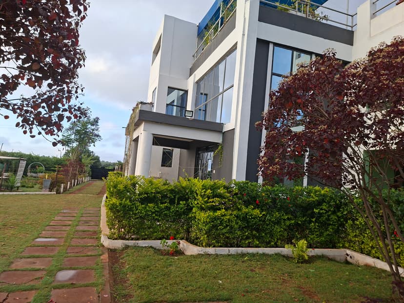 20251127 065609 Uhnhot